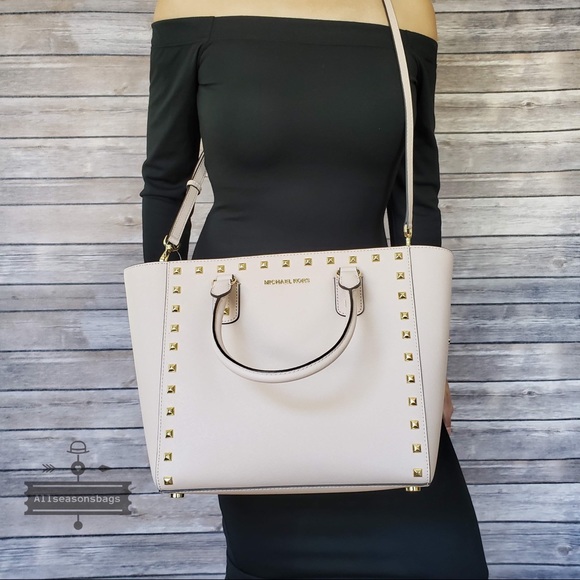 NWT Michael Kors Large Sandrine stud Tote Ballet - Picture 5 of 8